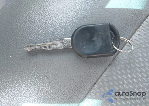 2006 Ford F-150 Stx/Xl/Xlt из США, поврежденный, VIN 1FTRF12206NB50700